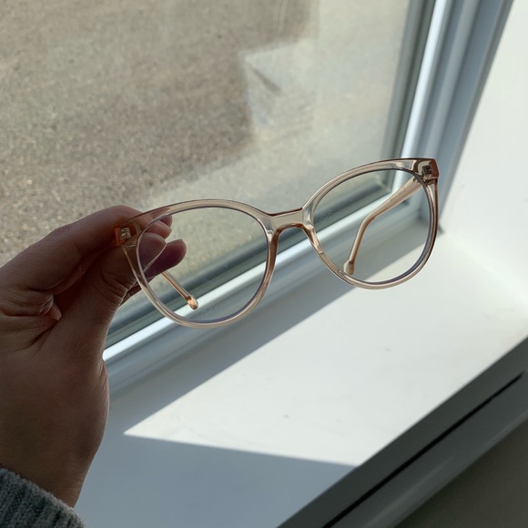 Blue-light glasses (with pouch) - Picture 2 of 4